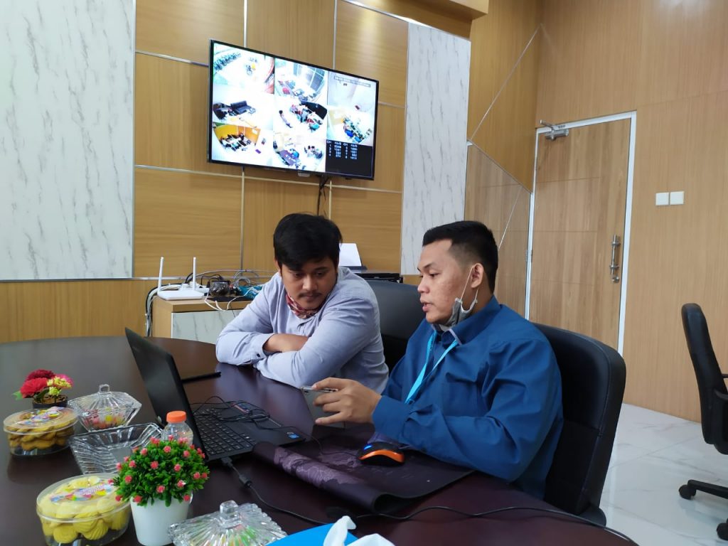 Bpk. Margo sedang Private Training pertemuan pertama bersama Bpk. Prasetyo Hadi